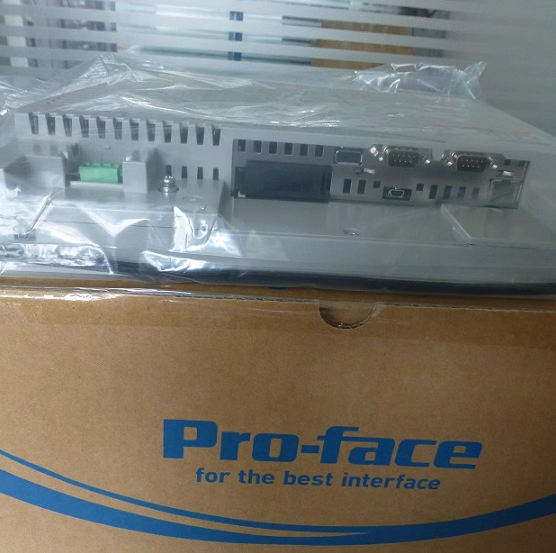 Proface 触摸屏 GP-4501TW